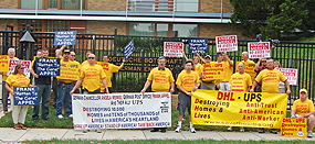 APWU members, community activists, and Ohio-based 