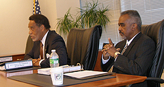 APWU President William Burrus and Industrial Relations Director Greg Bell Brief members of the union's Rank and File Bargaining Advisory Committee on issues related to upcoming contract negotiations, June 16, 2010. 
