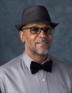 Headshot of APWU National Business Agent Orlando Anderson