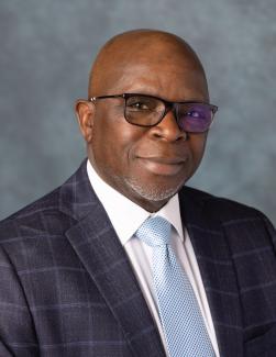 APWU Maintenance Craft Director Idowu Balogun Headshot of APWU Maintenance Craft Director Idowu Balogun