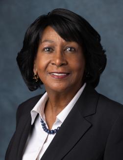 Headshot of APWU Legislative and Political Director Judy Beard