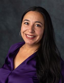 Headshot of APWU National Business Agent Sandra Munoz Hernandez