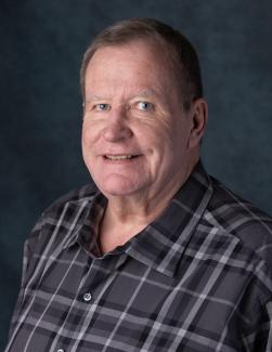 Headshot of APWU National Business Agent Tom O'Brien