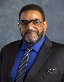 Headshot of APWU National Business Agent Jerome Pittman