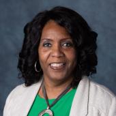 Headshot of APWU National Business Agent Doris Orr-Richardson