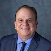 Headshot of APWU National Business Agent Robert Romanowski